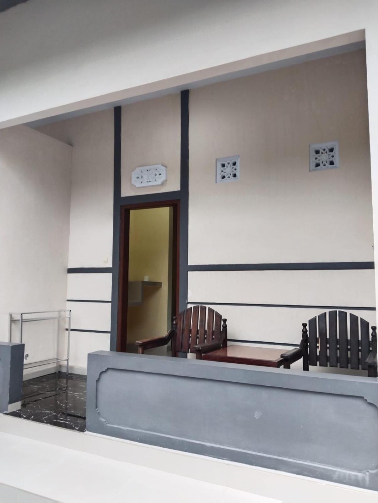 Hotel Lestari Gilimanuk Extérieur photo